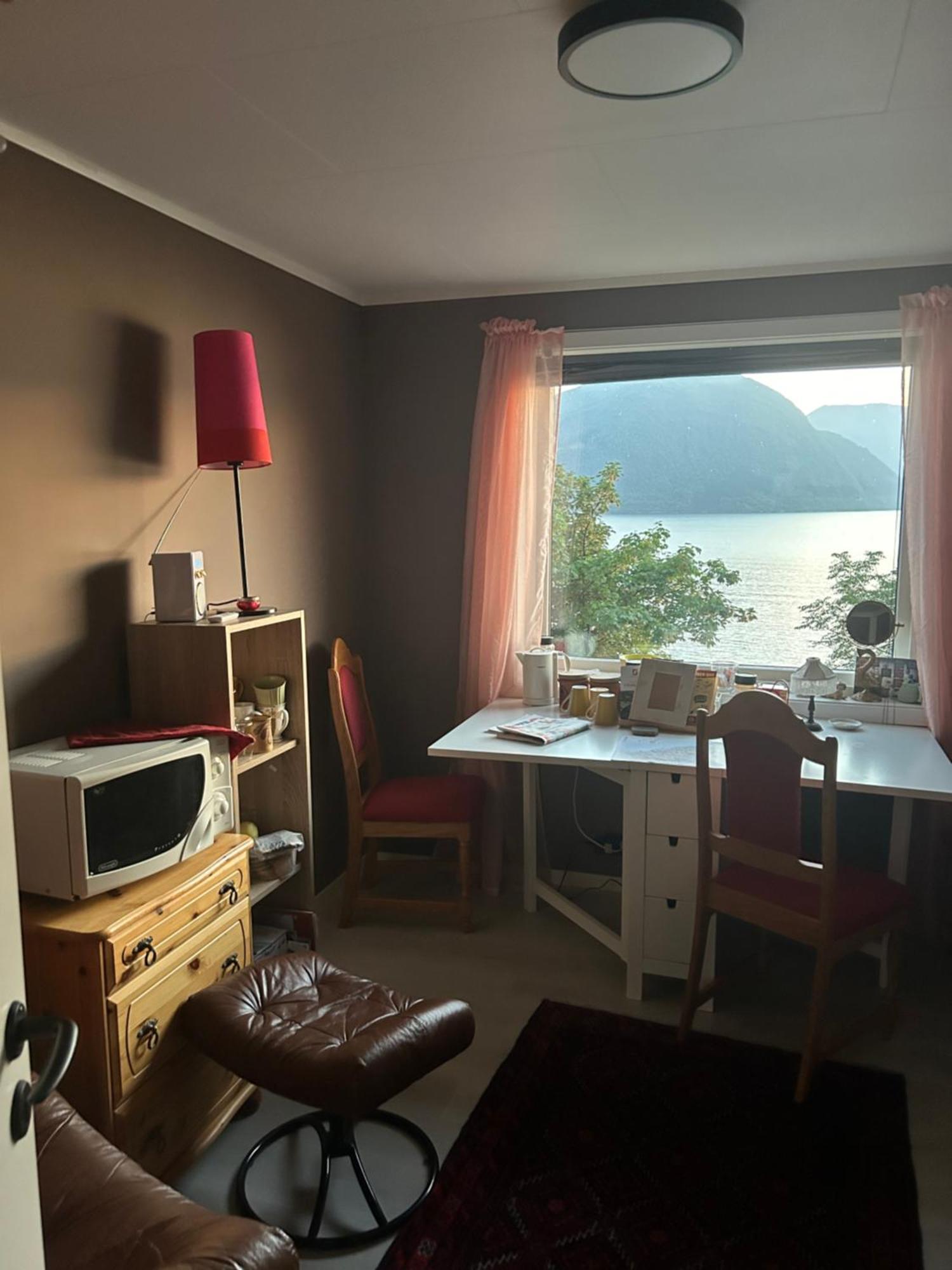 Bed and Breakfast Line Pa Hauane1 Volda Exterior foto